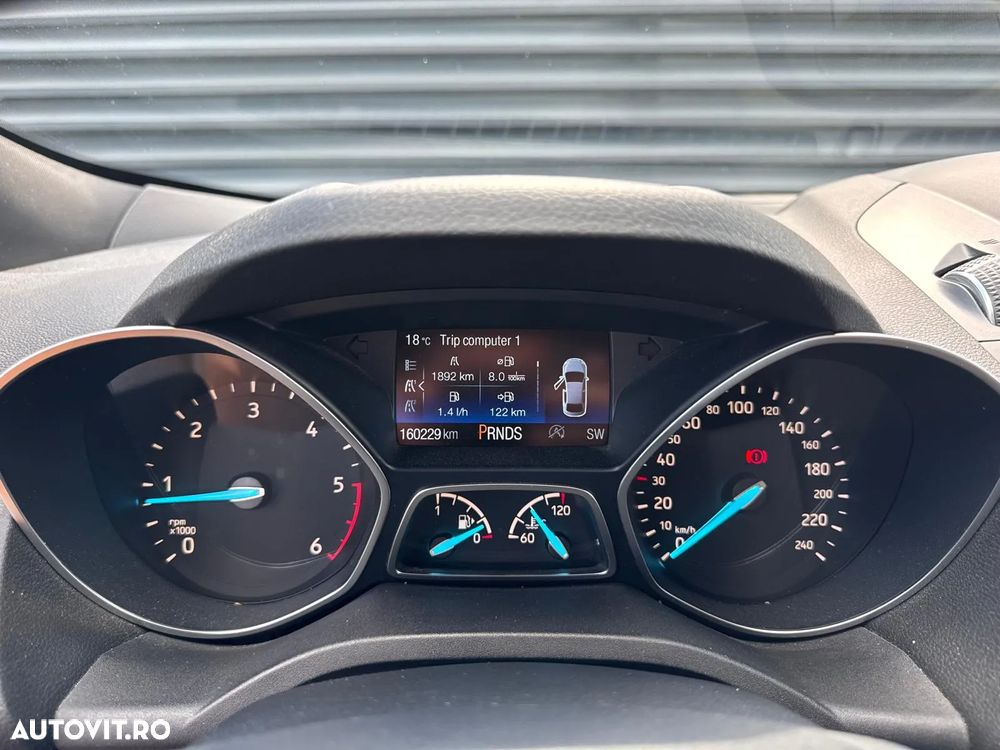 Ford Kuga 2.0 TDCi 4WD Powershift ST-Line - 22