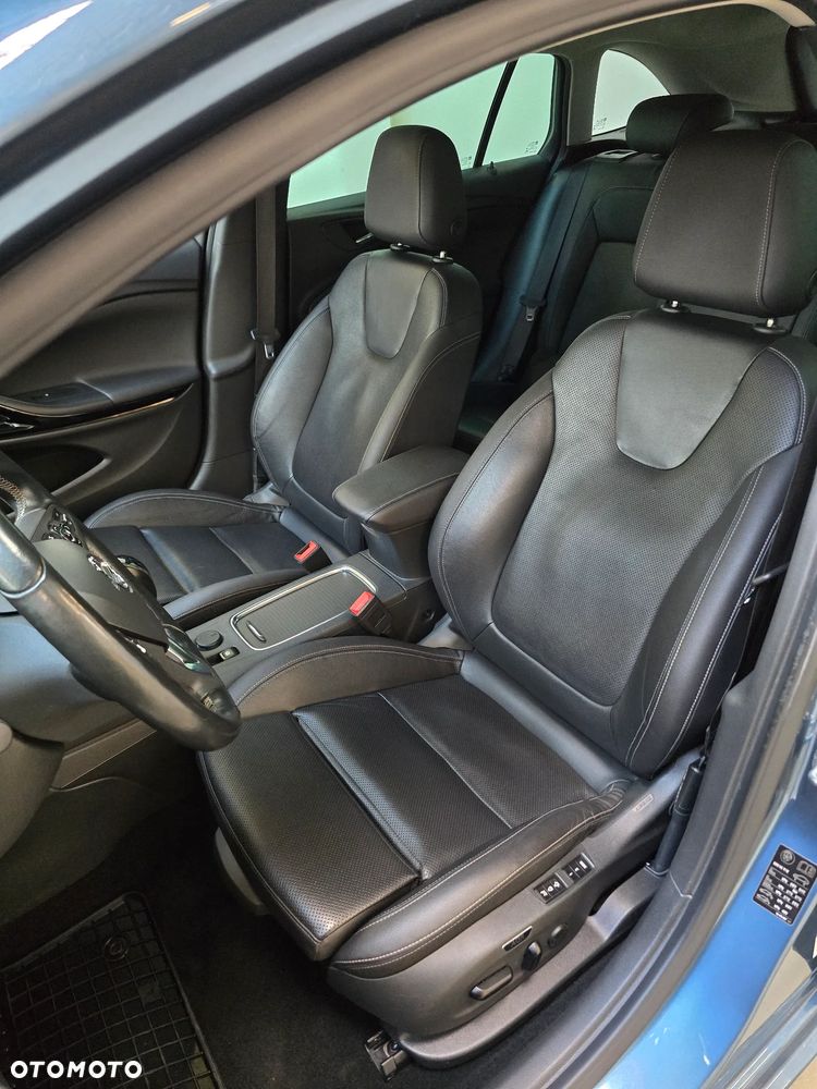 Opel Astra 1.6 CDTI Elite S&S - 13