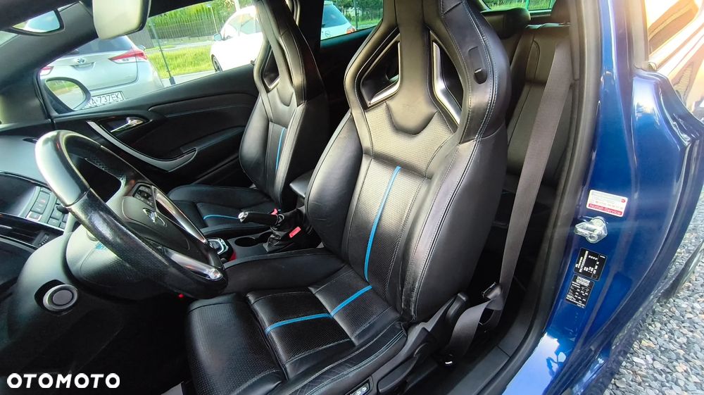 Opel Astra OPC EU6 - 18