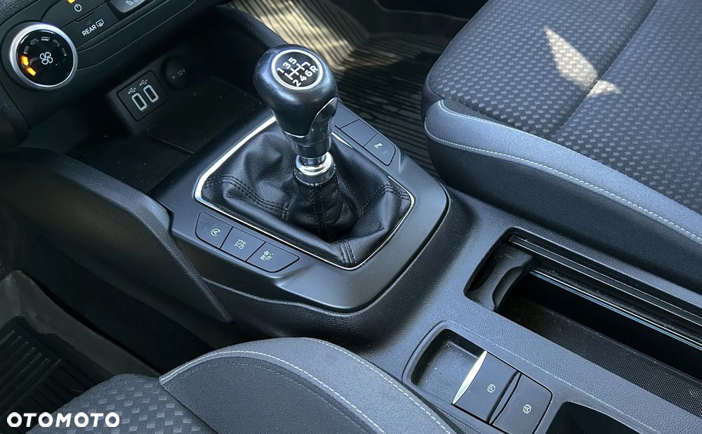 Ford Focus 1.0 EcoBoost Trend - 14