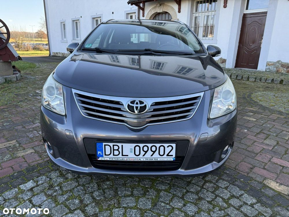 Toyota Avensis - 19