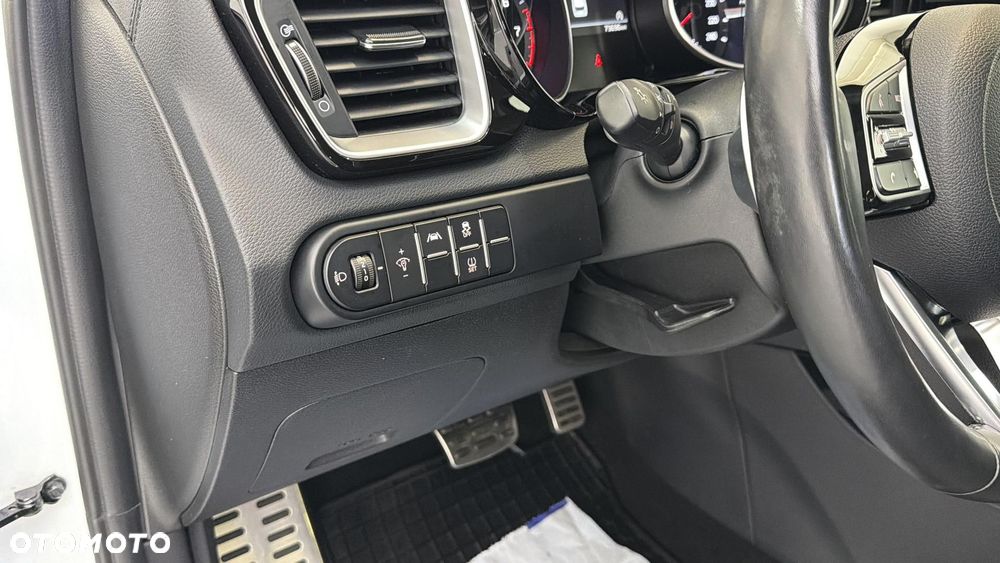 Kia Ceed 1.5 T-GDI Business Line DCT - 20