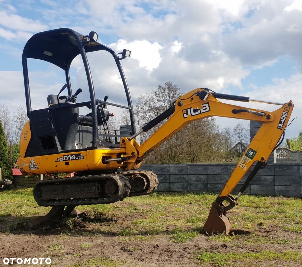 JCB - 4