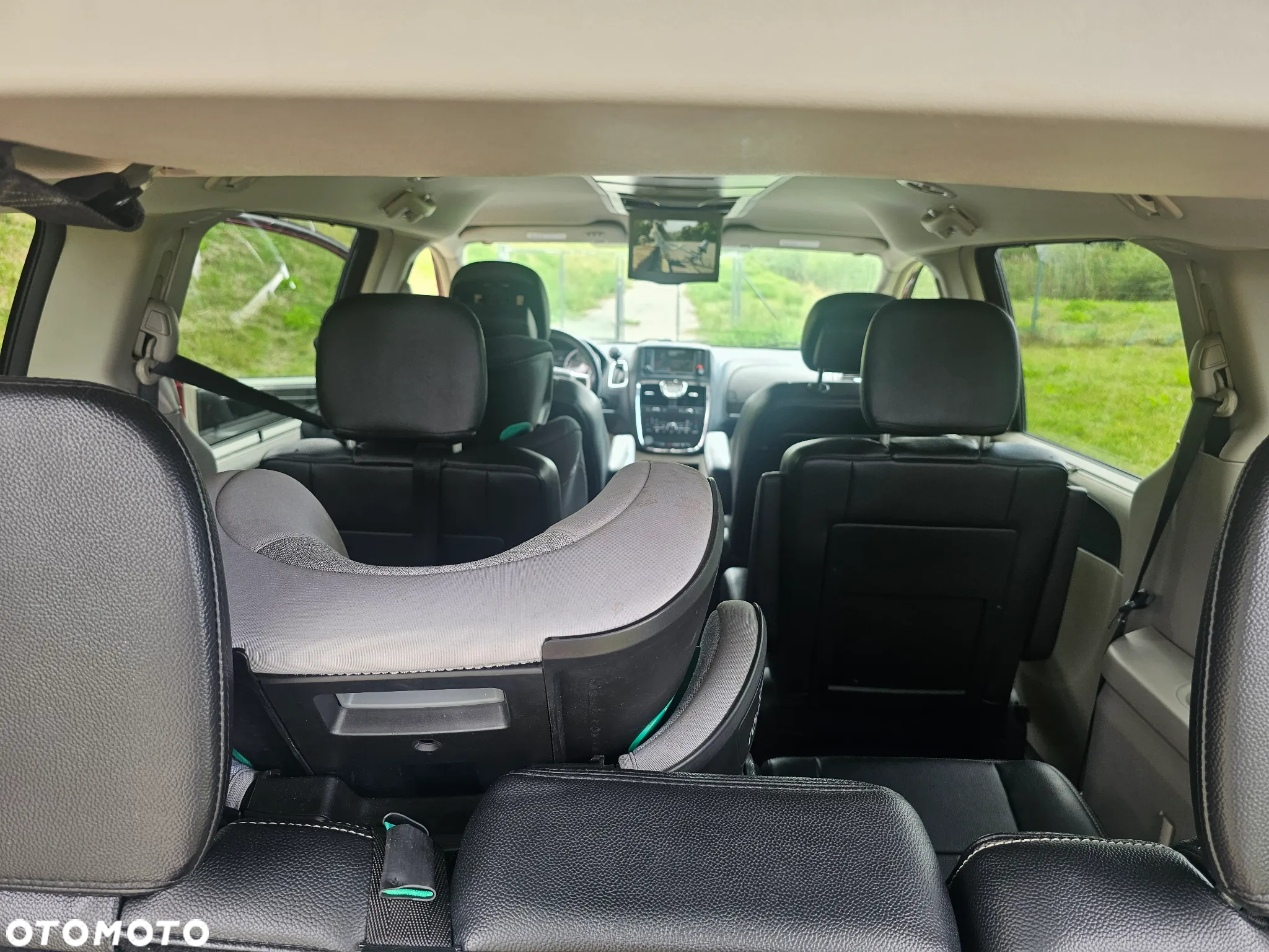 Chrysler Town & Country 3.6 Limited - 6