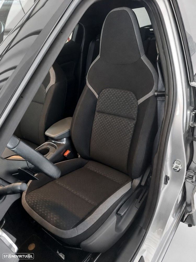 Nissan Juke 1.0 DIG-T N-Connecta DCT - 11