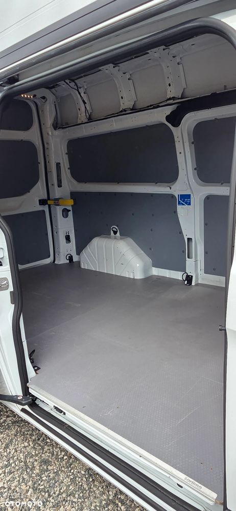 Ford Transit Custom - 9