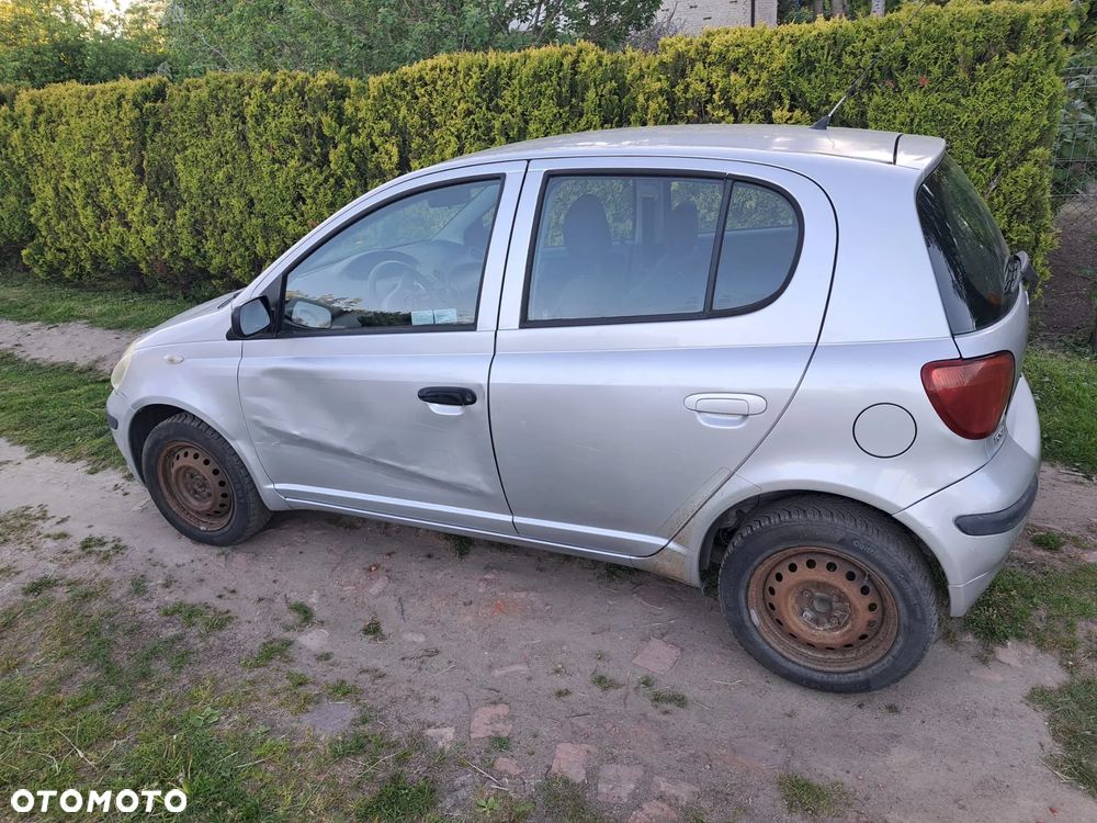 Toyota Yaris 1.0 Terra - 7