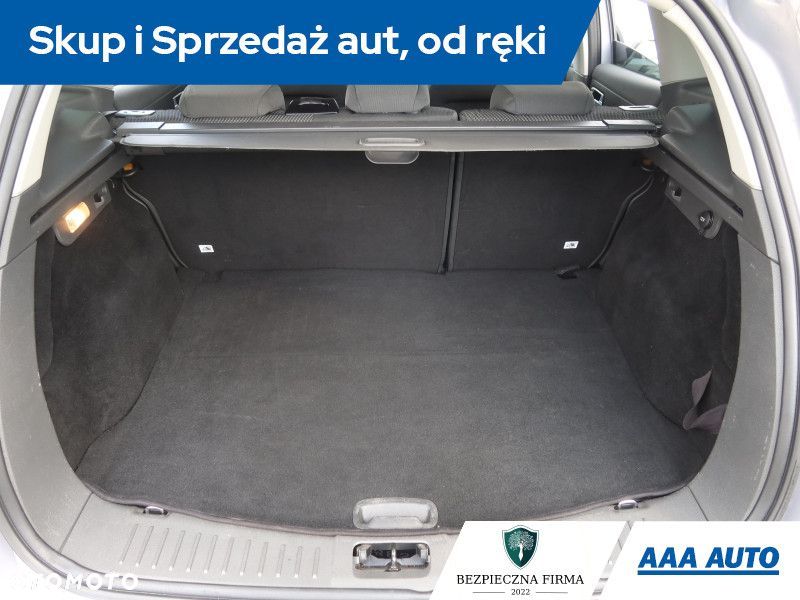 Ford Kuga - 14