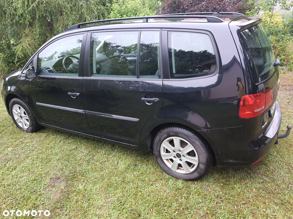 Volkswagen Touran 1.6 TDI DPF BlueMotion Technology Comfortline - 3