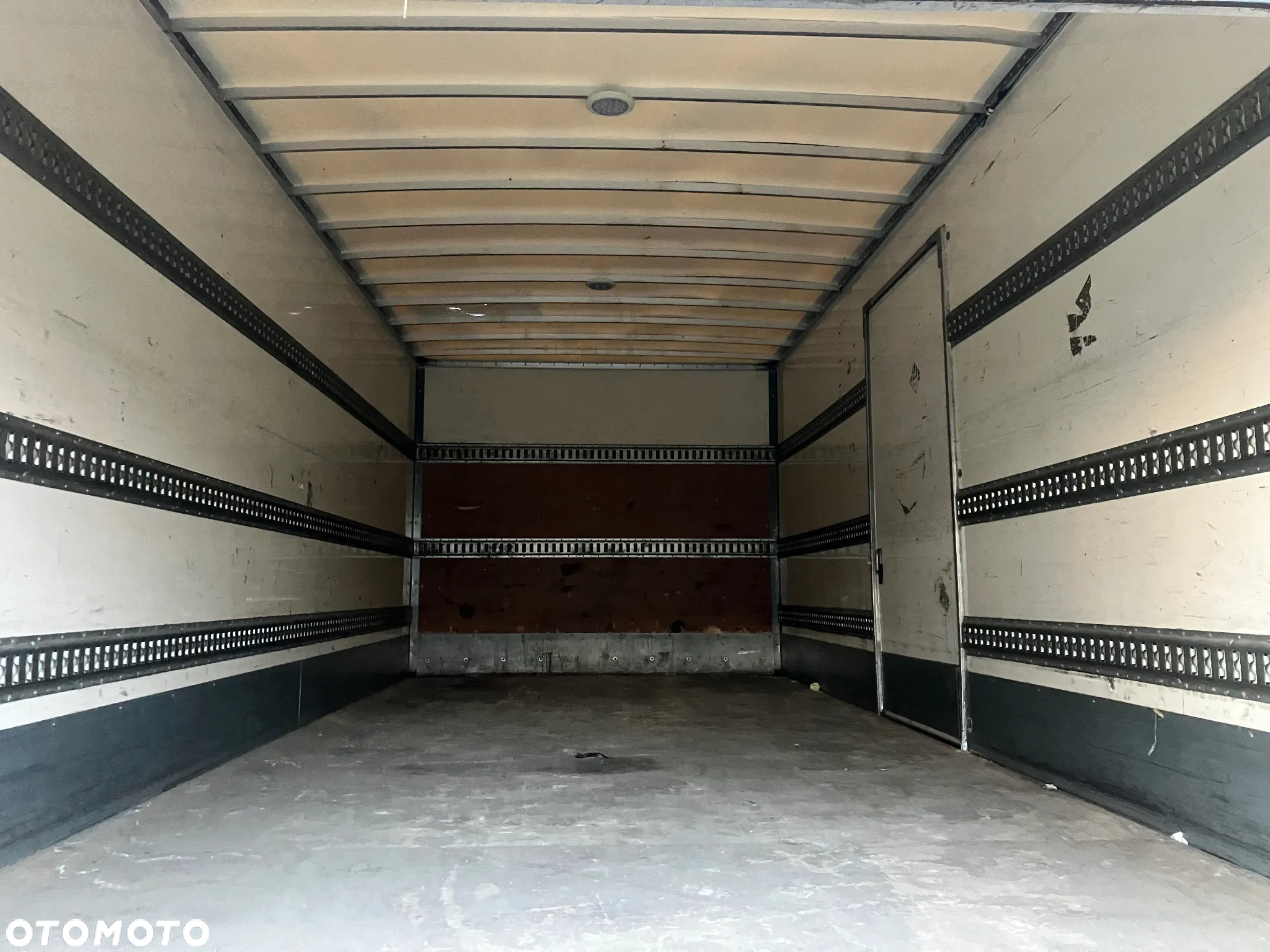 Mercedes-Benz ATEGO 1218 KURIERKA KONTENER 15 PALET - 10