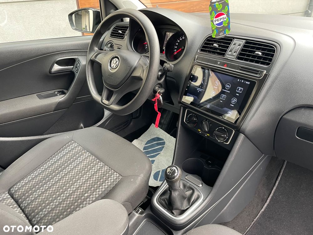 Volkswagen Polo 1.0 (Blue Motion Technology) SOUND - 18