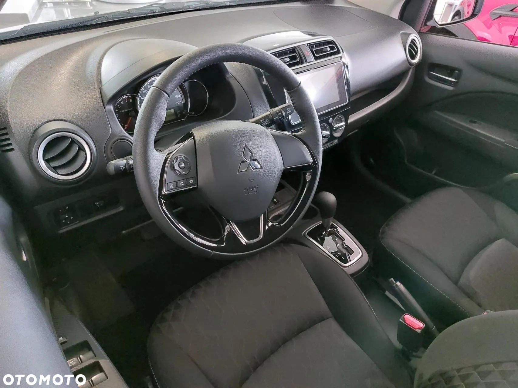 Mitsubishi Space Star 1.2 Invite CVT - 10