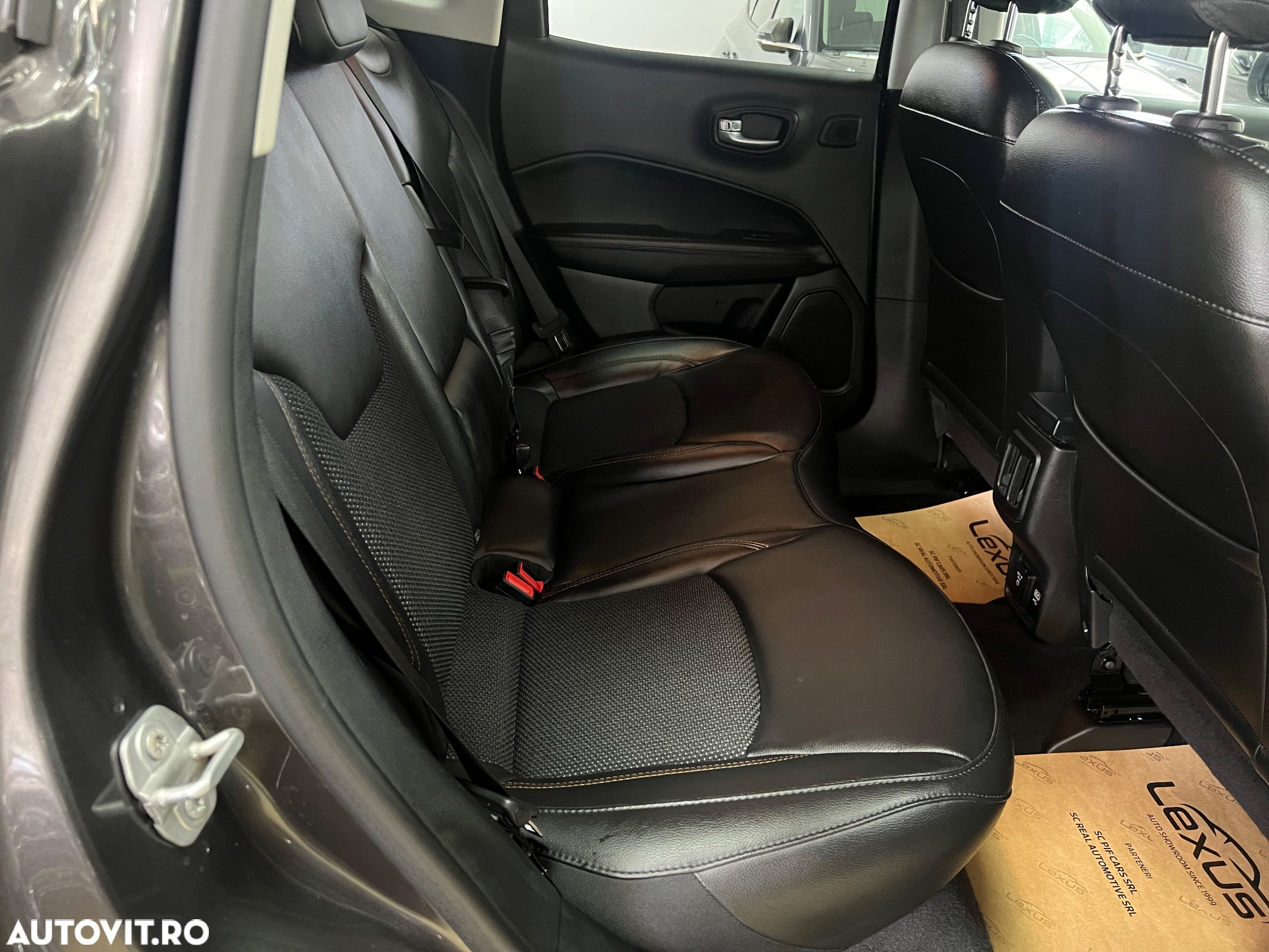 Jeep Compass 2.0 M-Jet 4x4 AT Limited - 14