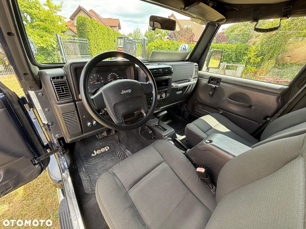 Jeep Wrangler - 17