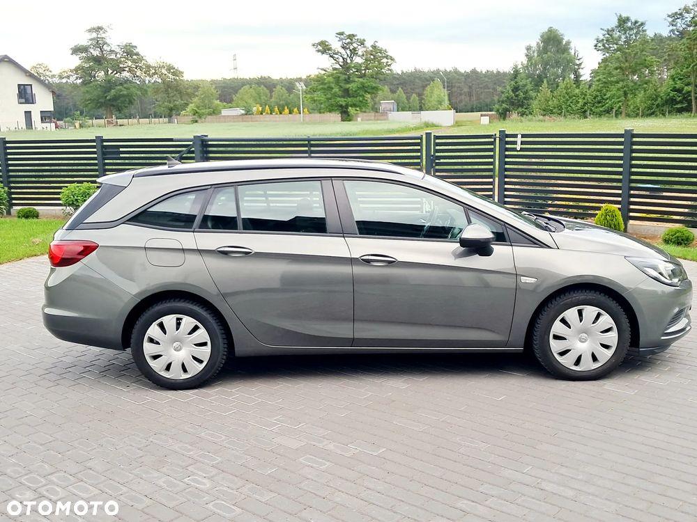 Opel Astra 1.6 CDTI Cosmo - 12