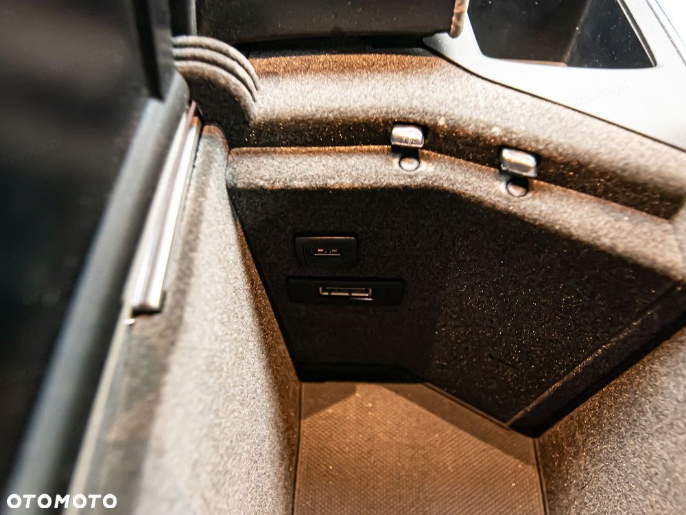 Mercedes-Benz ML 350 BlueTEC 4-Matic - 24