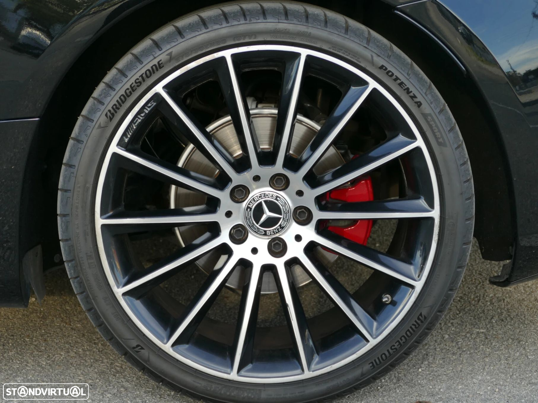 Mercedes-Benz E 220 d AMG Line - 11