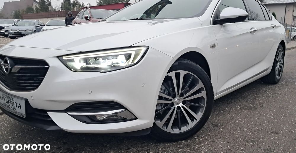 Opel Insignia 2.0 CDTI Cosmo - 32