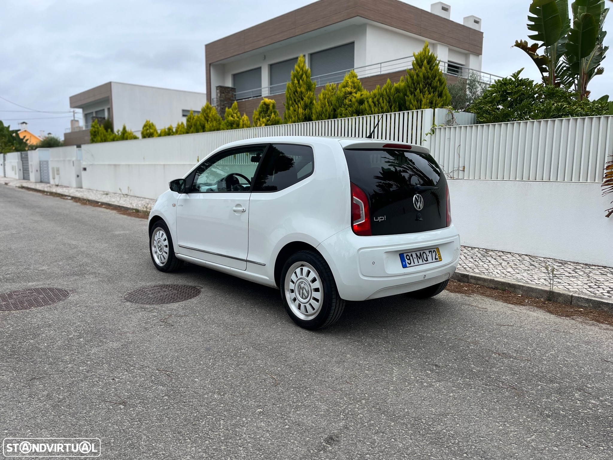 VW Up! 1.0 White - 11