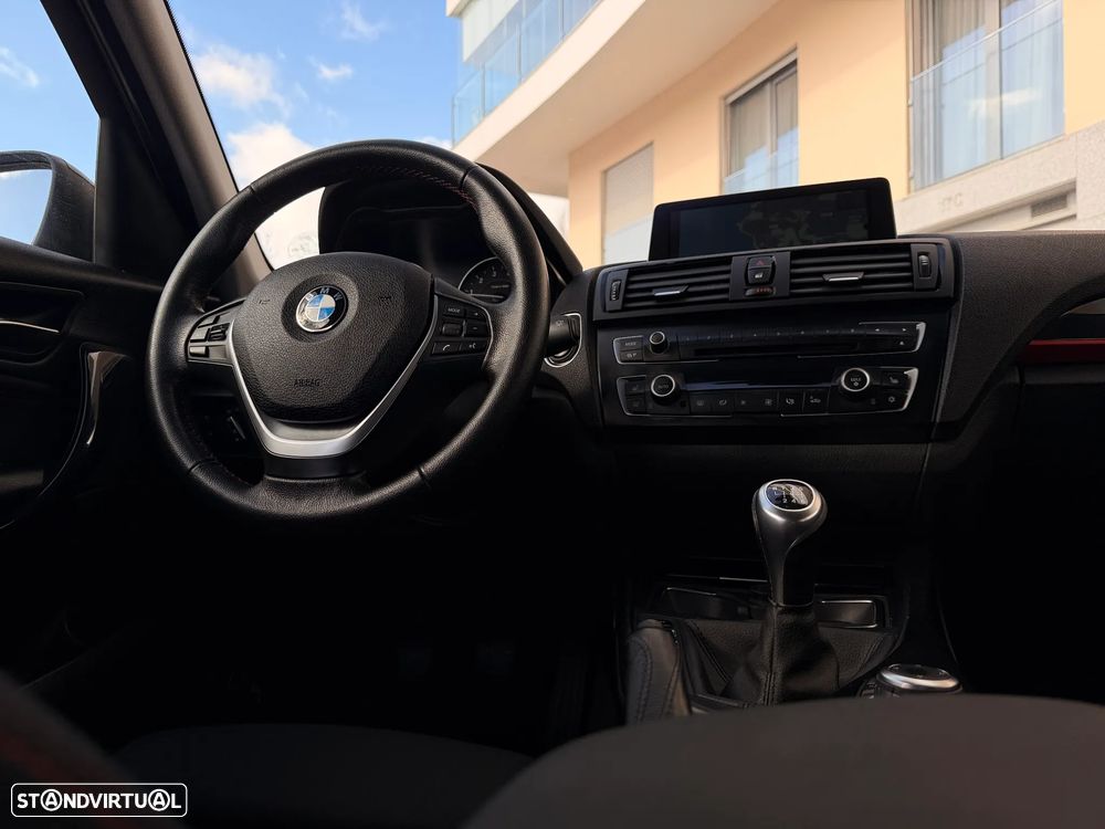 BMW 118 i Sport Line - 30