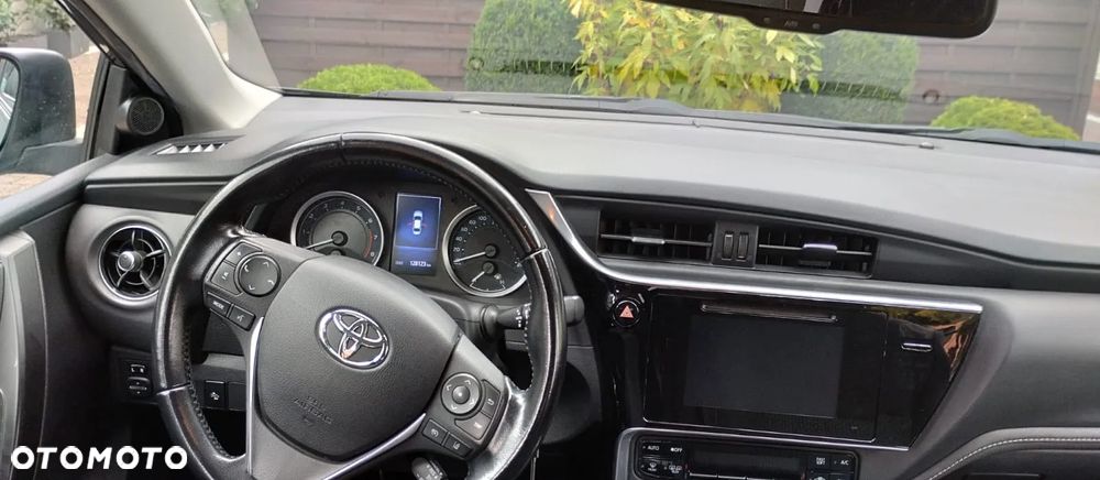 Toyota Corolla 1.6 Prestige - 9