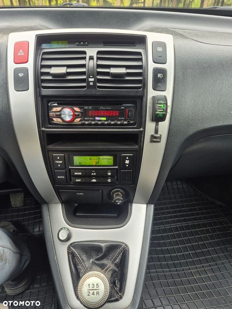 Hyundai Tucson 2.0 2WD Edition Plus - 11