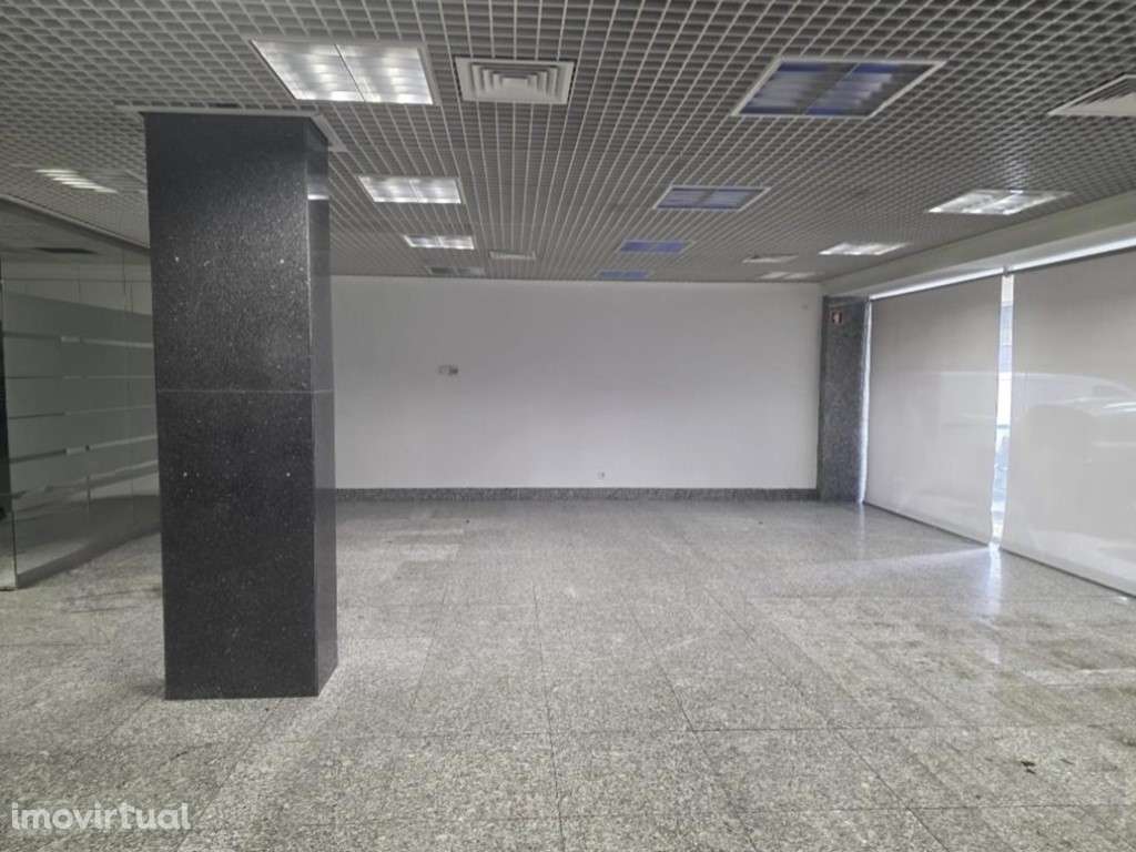 Loja Comercial | Póvoa de Santo Adrião - Odivelas | 370 m² - Grande imagem: 3/11