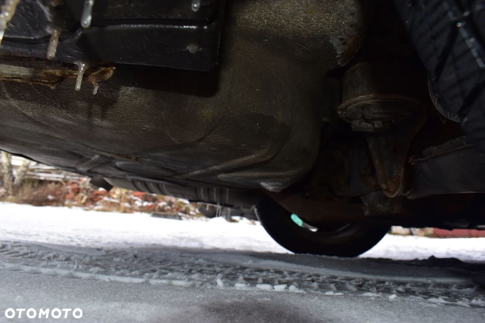 Mercedes-Benz Klasa E - 25