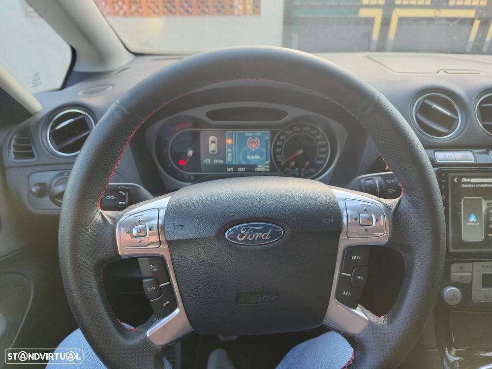 Ford S-Max 2.2 TDCi Titanium 7L - 1