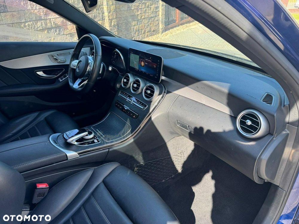 Mercedes-Benz Klasa C 220 d 4Matic 9G-TRONIC AMG Line - 7