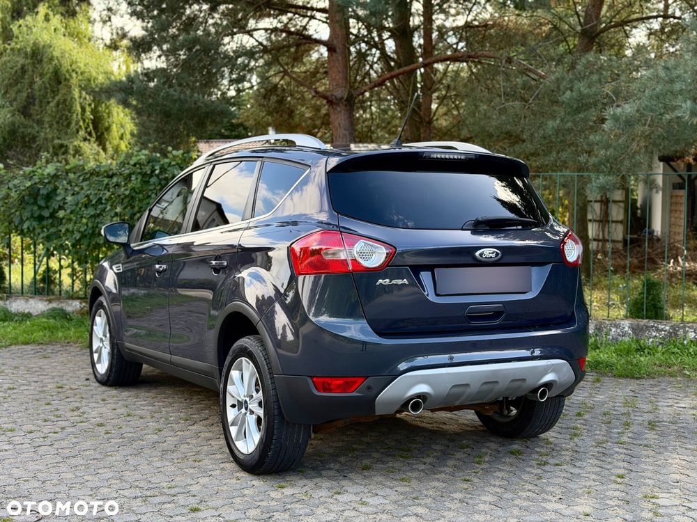 Ford Kuga 2.0 TDCi 2x4 Titanium - 5