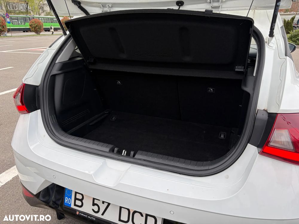 Hyundai i20 1.0 l T-GDi M-Hybrid 100CP 5DR Led Line - 24