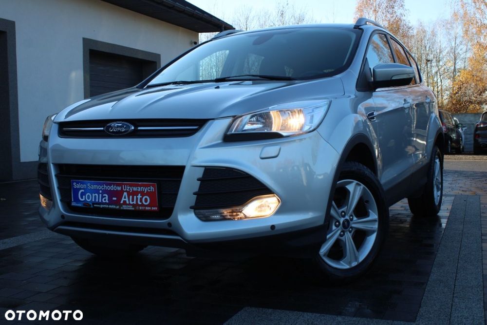 Ford Kuga - 2