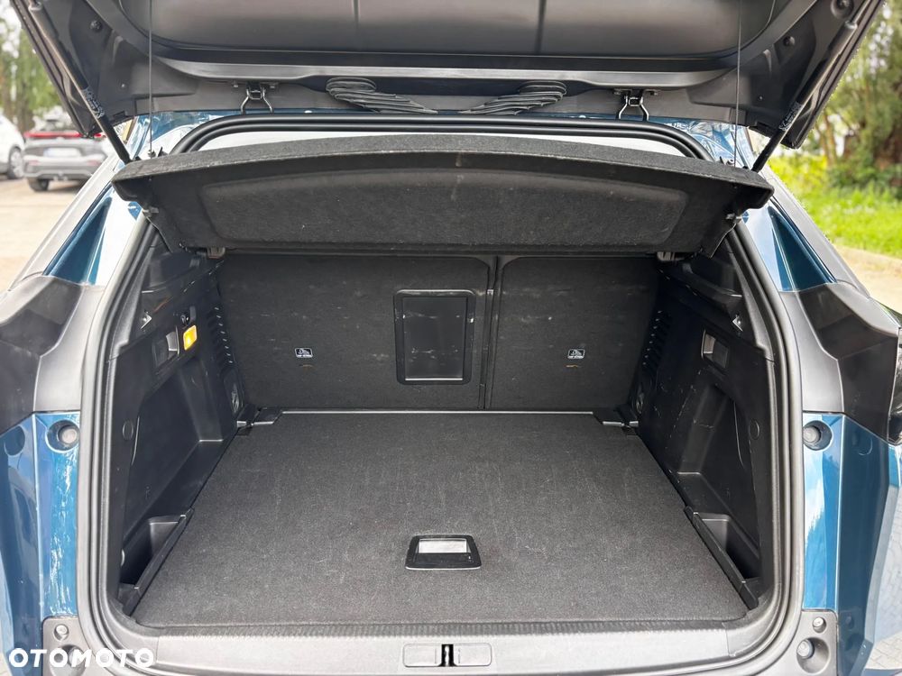 Peugeot 3008 1.2 PureTech Allure S&S EAT8 - 8