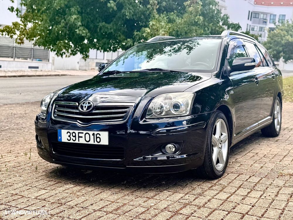 Toyota Avensis SW 2.2 D-CAT Sol+GPS - 1
