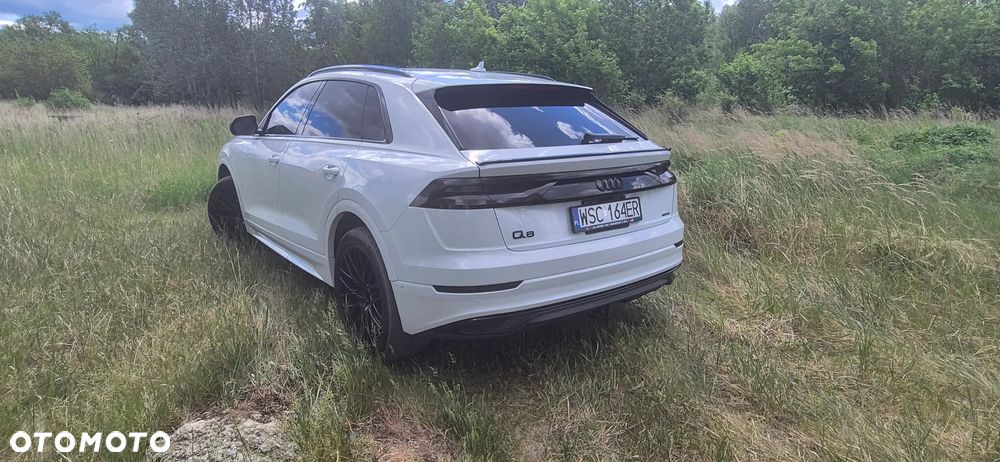 Audi Q8 - 10