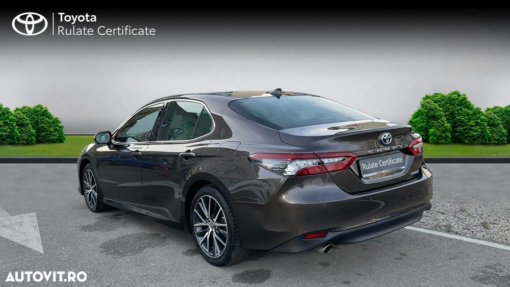 Toyota Camry 2.5 Hybrid Exclusive - 8