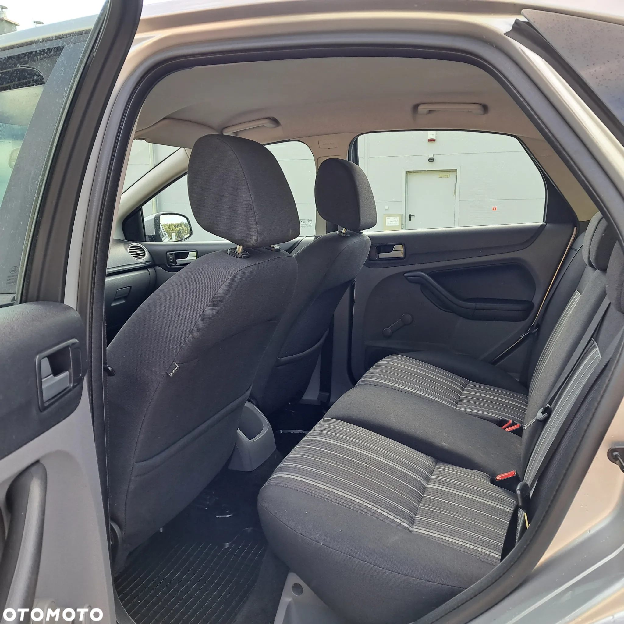 Ford Focus 1.6 TDCi cDPF Silver X - 13