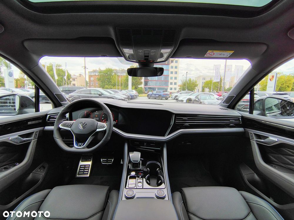 Volkswagen Touareg - 34