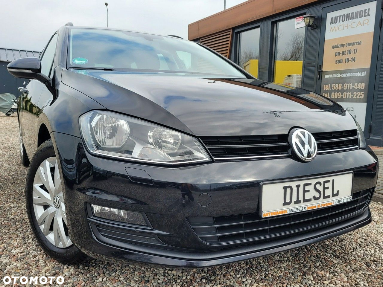 Volkswagen Golf - 22