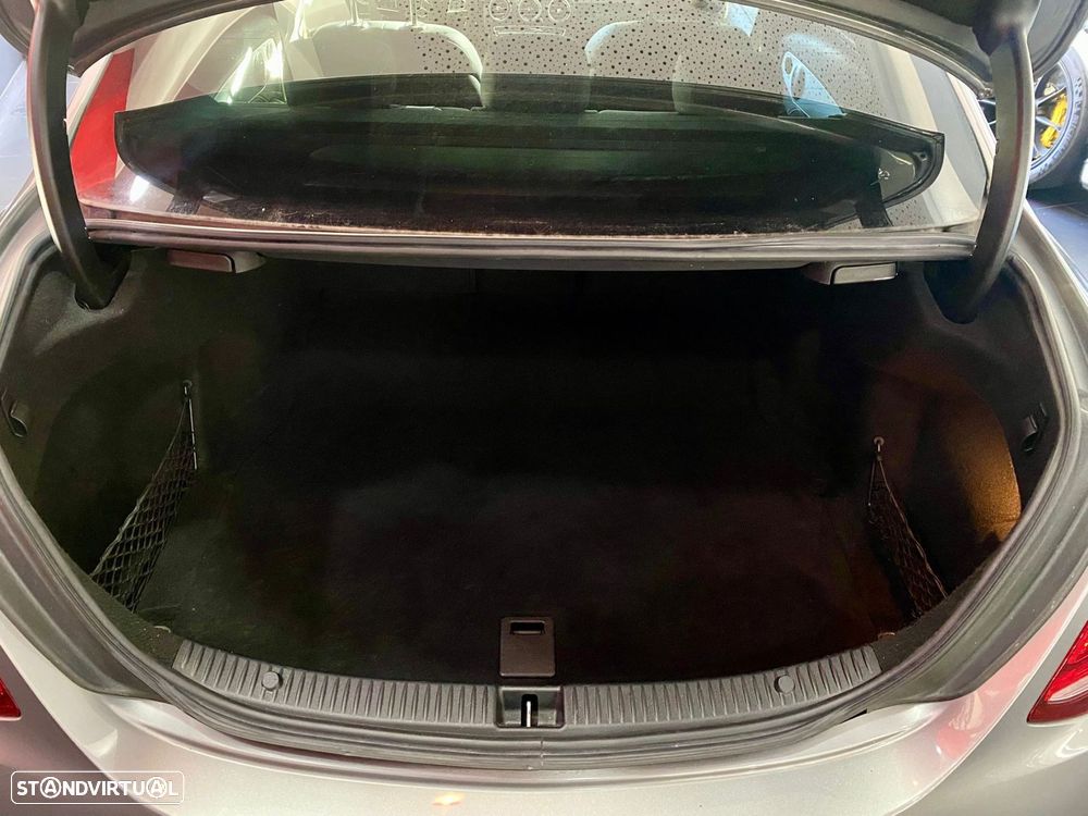 Mercedes-Benz C 63 AMG S - 30