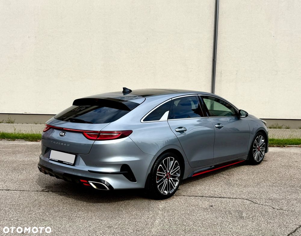 Kia ProCeed - 2