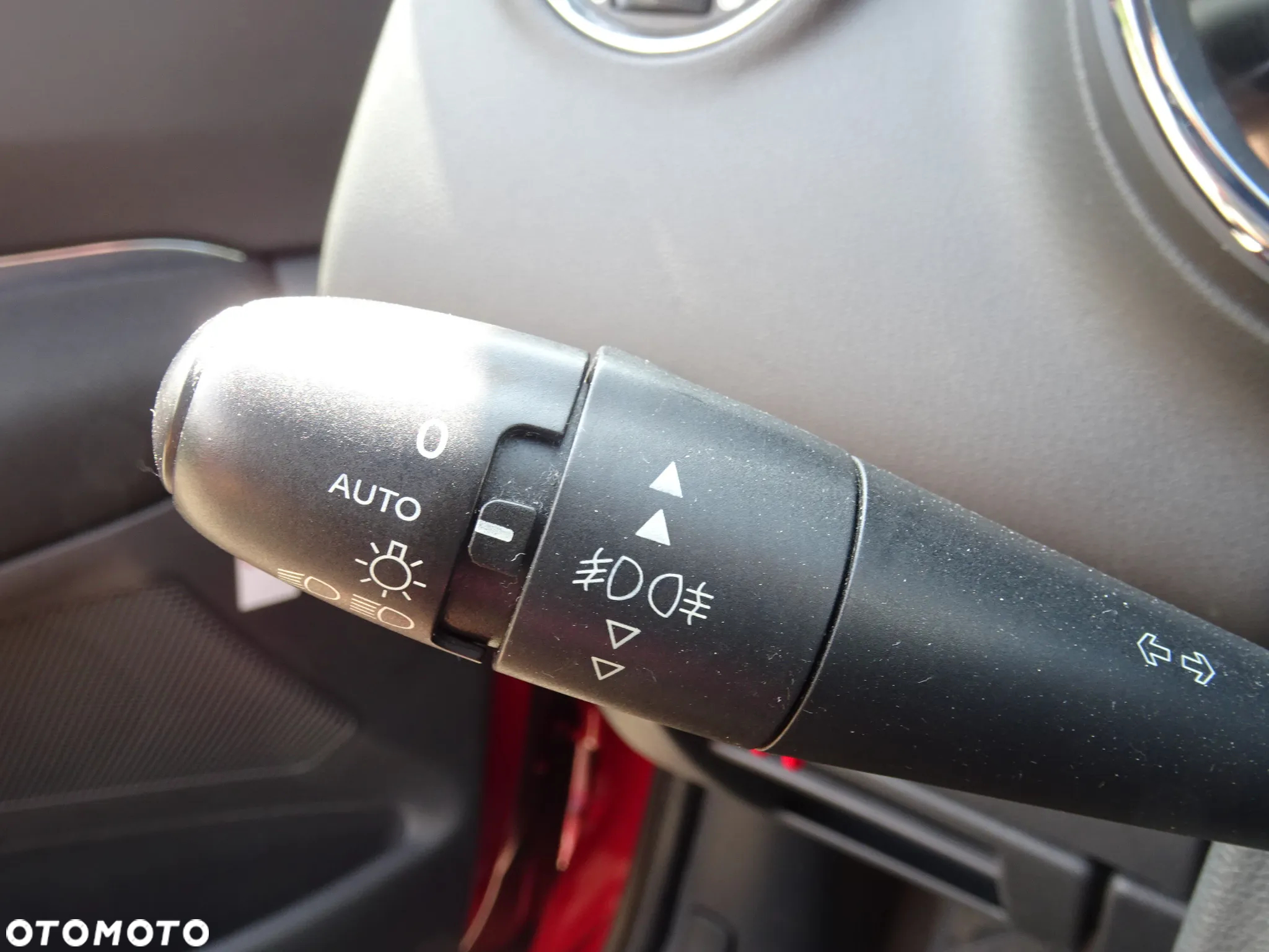 Peugeot 3008 1.6 HDi Premium - 30