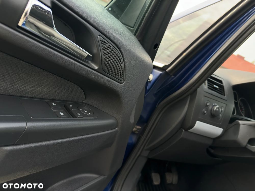 Opel Zafira 1.8 - 7