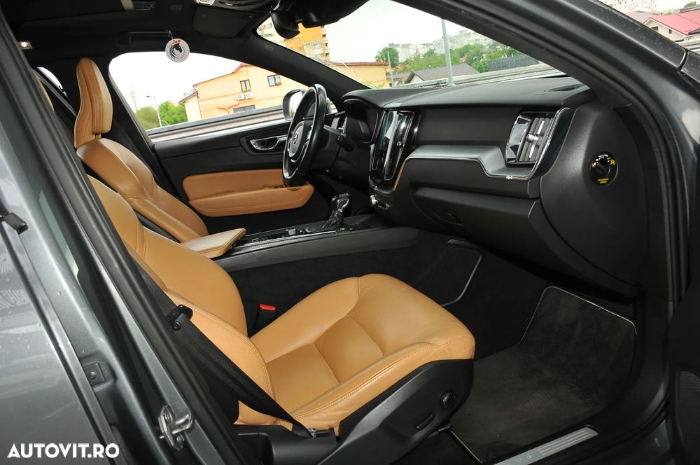 Volvo XC 60 D4 AWD Geartronic Momentum - 6