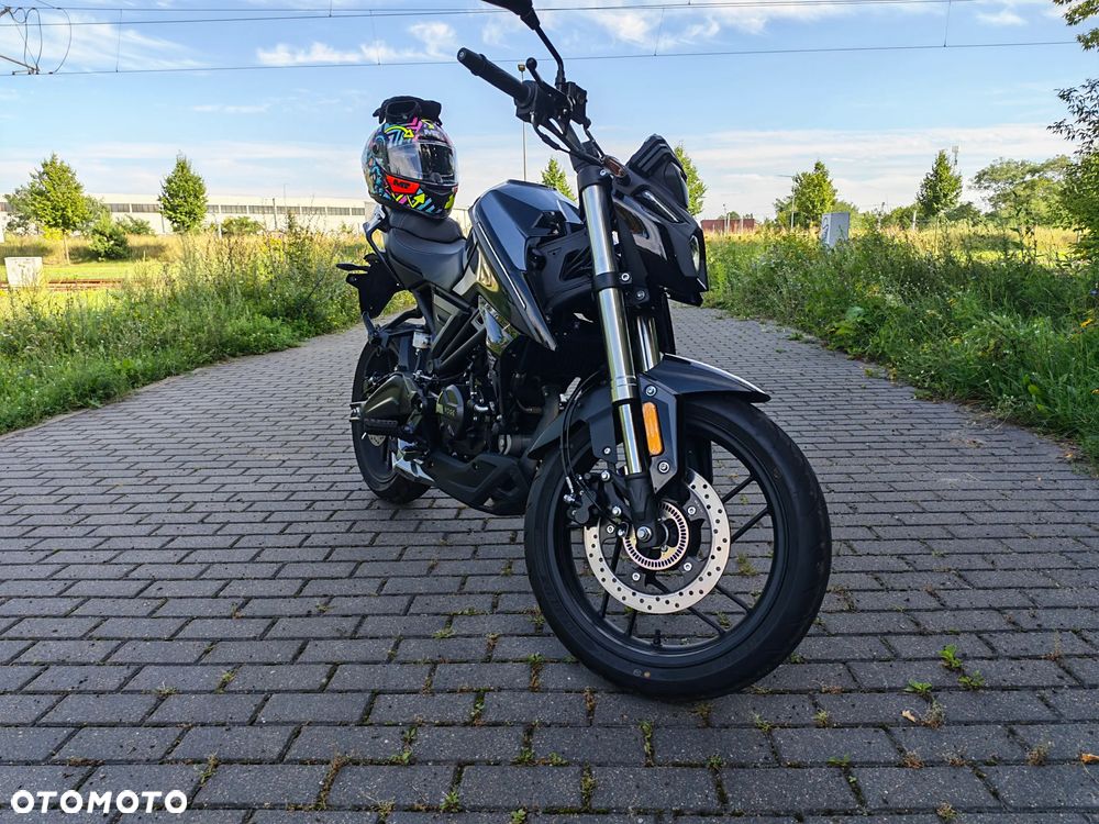 VOGE R125 - 7