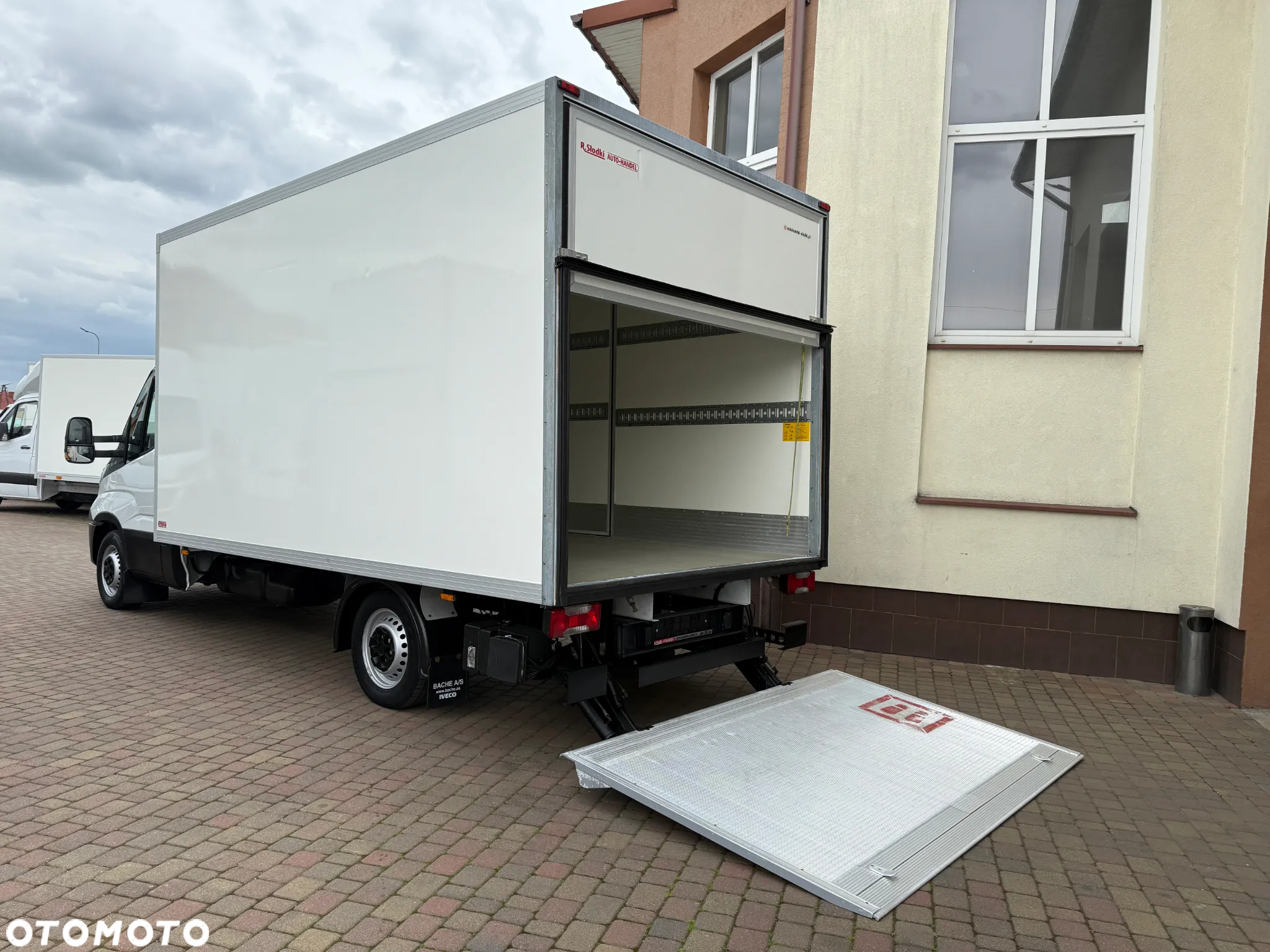 Iveco Daily 3,0 Chłodnia Mroźnia Winda - 7