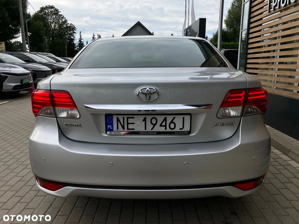 Toyota Avensis 1.8 Premium - 6