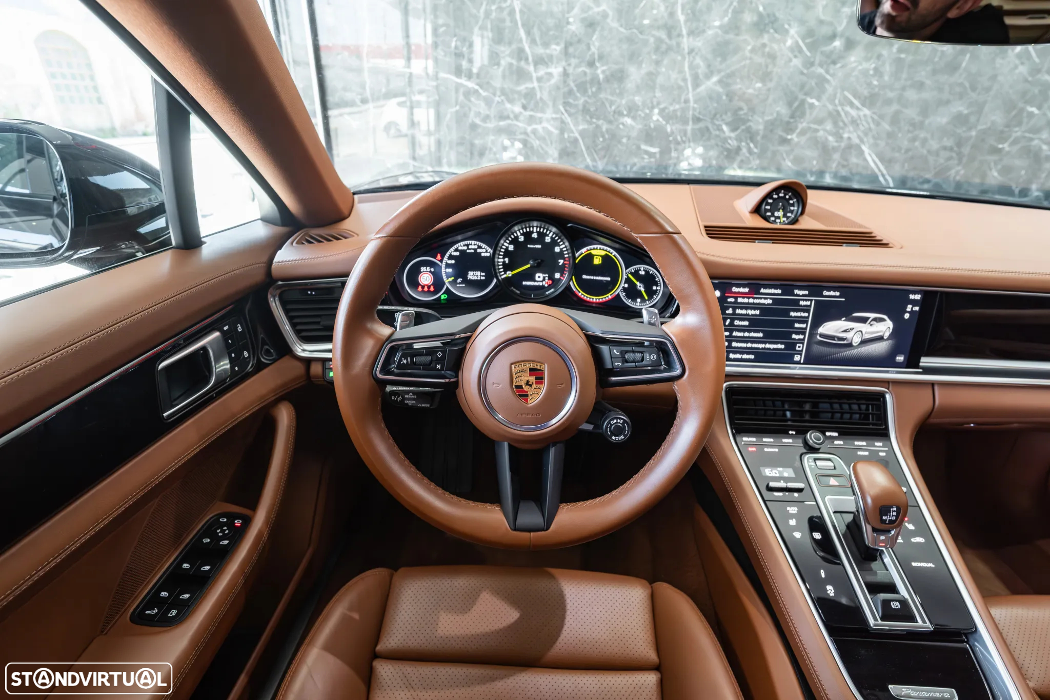 Porsche Panamera Sport Turismo 4S E-Hybrid - 13
