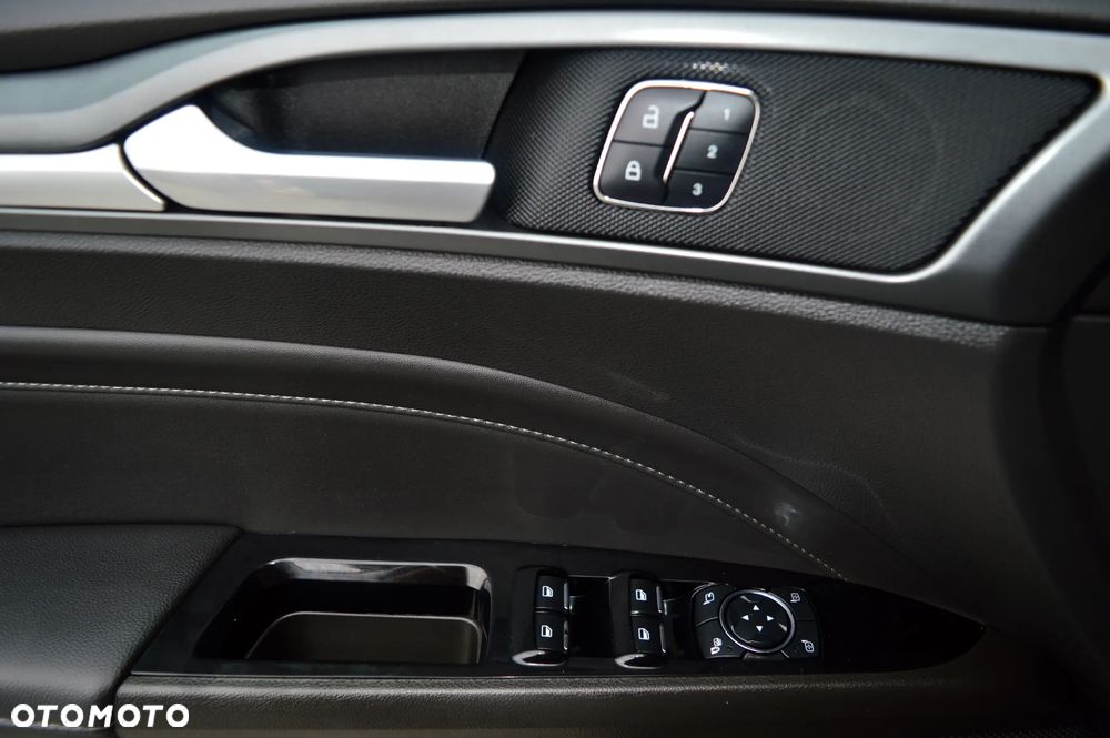 Ford Mondeo 2.0 TDCi Bi-Turbo PowerShift-Aut Titanium - 32